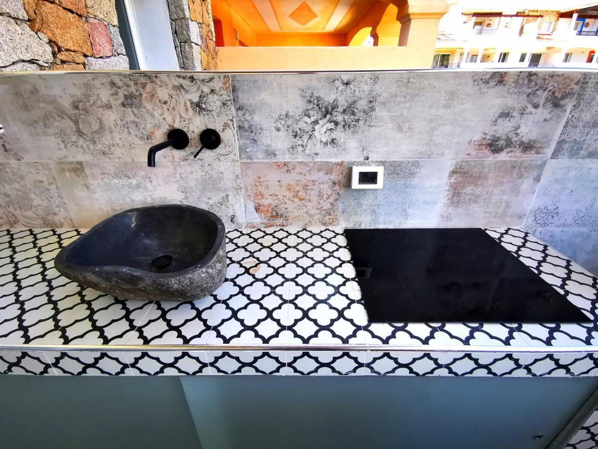 Relais Du Port Bed & Breakfast Santa Teresa Gallura Exterior photo